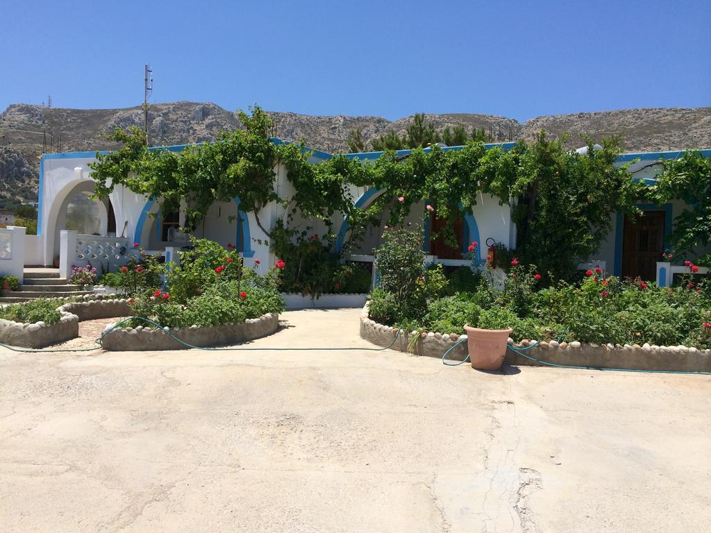 Mihalis Studios Lakki  객실 사진